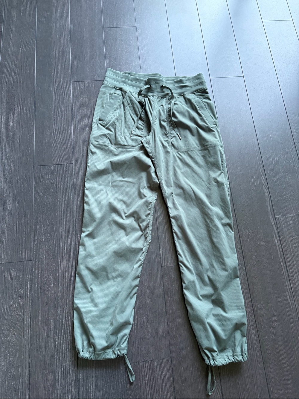 Ladies lululemon Pants - Lightweight Casual